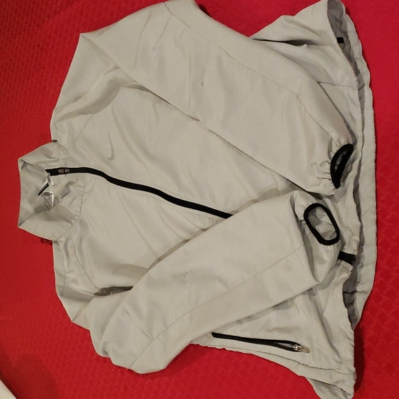 Nike Jackets & Blazers - Women's Nike Windbreaker